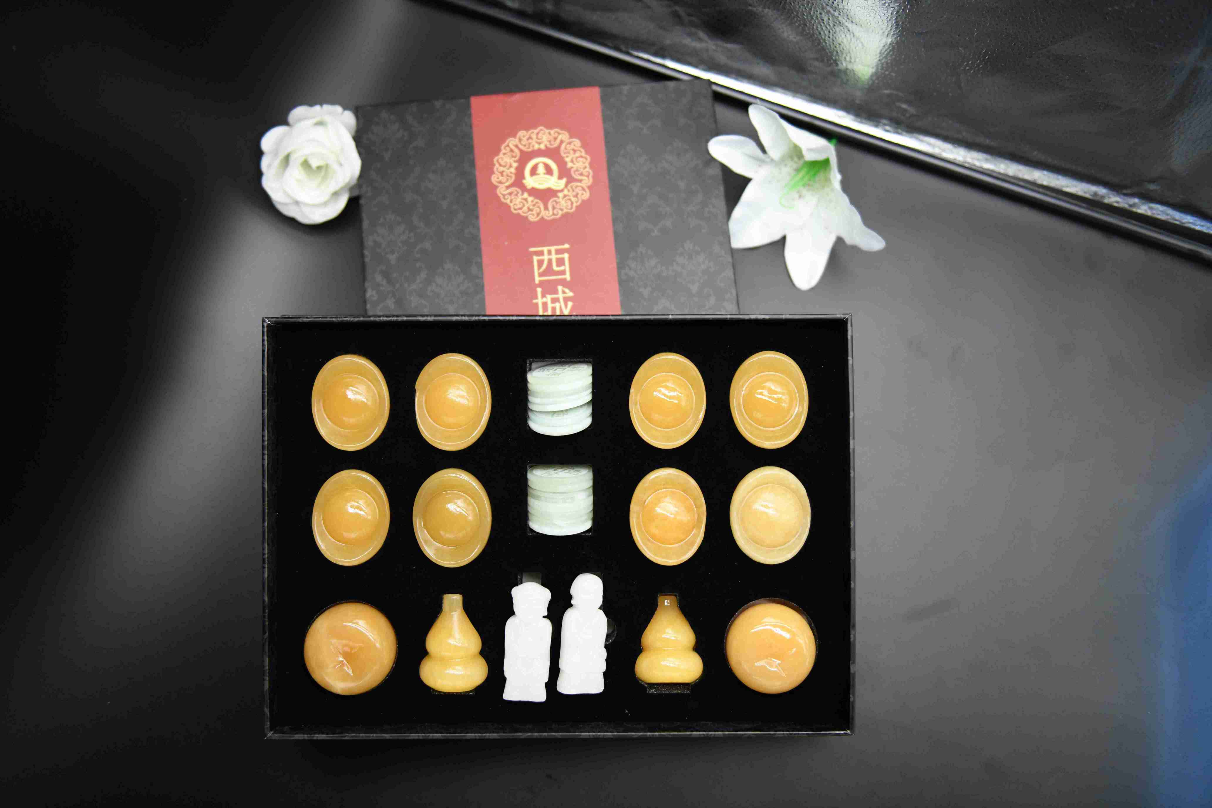 黄玉合葬套盒